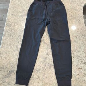 Men’s lululemon ABC Jogger - Size Medium